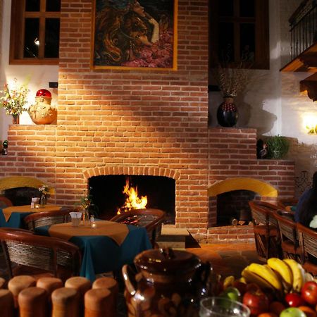 Hotel La Casona Тапалпа Екстериор снимка